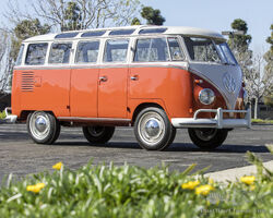 1959 Volkswagen Type 2 Microbus Deluxe 'Samba' 23-Window | Bonhams | Amelia Island Auction | 20 May 2021