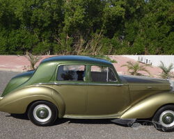 1954 Bentley R-Type 4½-Litre Saloon | Bonhams MPH May Auction | 22 May 2021