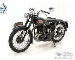 1952 BSA B33-500 | Hyman LTD
