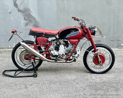 Moto Guzzi - Astore 500