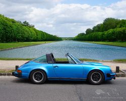 PORSCHE 911 SC TARGA