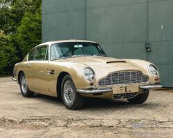 1966 Aston Martin DB6 Sports Saloon