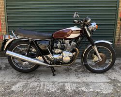 1977  Triumph  740cc T160 Trident