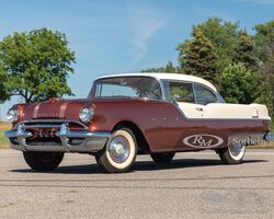 1955 Pontiac Starchief Custom Catalina Hardtop Coupe