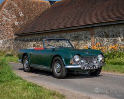 1963 Triumph TR4 | Ascot Racecourse | Historics Auctioneers | 25th September 2021