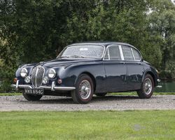1968 Jaguar 240 | Ascot Racecourse | Historics Auctioneers | 25th September 2021