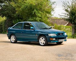 1994 Ford Escort RS2000 4x4 | Ascot Racecourse | Historics Auctioneers | 25th September 2021