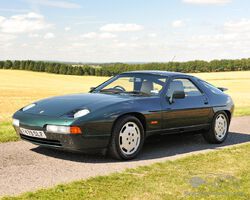 1989 Porsche 928 S4 | Ascot Racecourse | Historics Auctioneers | 25th September 2021