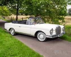 1963 Mercedes-Benz 220SE Convertible | Ascot Racecourse | Historics Auctioneers | 25th September 2021