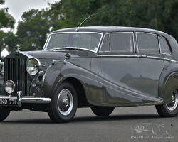 1952 Rolls Royce Silver Wraith H.J. Mulliner limousine