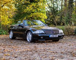1994 Mercedes-Benz SL500 | Mercedes-Benz World | Historics Auctioneers | 27th November 2021