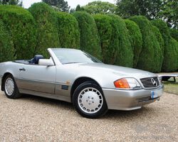1991 Mercedes-Benz SL500 | Mercedes-Benz World | Historics Auctioneers | 27th November 2021