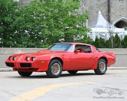 1979 Pontiac Firebird | Christmas Around the World | Sonicbidder.com auction
