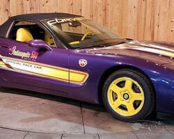 1998 Chevrolet Corvette | Christmas Around the World | Sonicbidder.com auction