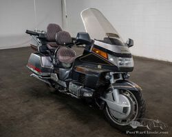 1988 Honda Goldwing Six | Christmas Around the World | Sonicbidder.com auction