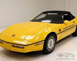 1986 Chevrolet Corvette Indy Pace Car Replica | Christmas Around the World | Sonicbidder.com auction