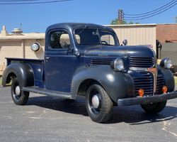 1946 Dodge 1/2 Ton Pickup | Christmas Around the World | Sonicbidder.com auction