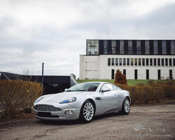 2001 Aston Martin Vanquish Coupé | Les Grandes Marques du Monde à Paris | 3 February 2022 |Bonhams