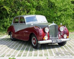 1955 Bentley R-Type by H.J.Mulliner | Ascot Racecourse Sale | Historics Auctioneers | 21st May 2022