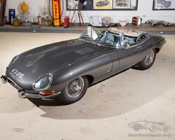 1961 Jaguar E-Type Series I Roadster (Outside bonnet lock) | Ascot Racecourse Sale | Historics Auctioneers | 21st May 2022