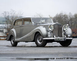 1954 Rolls-Royce Silver Wraith Long Wheelbase Touring Saloon | The Greenwich Auction by Bonhams | 4-5 June 2022