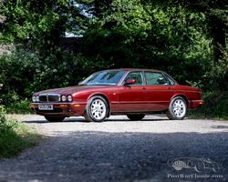 1998 Jaguar XJ8 (4.0 litre) | Windsorview Lakes 16th July 2022 Sale | Historics Auctioneers
