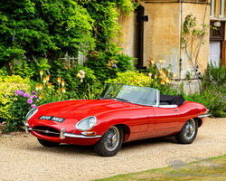 1961 Jaguar E-Type Series 1 'Flat Floor' 3.8-Litre Roadster | Goodwood Revival Sale | Bonhams | 17 Sept 2022