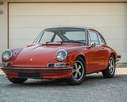 1970 Porsche 911S 2.2-Litre Coupé | Bonhams Milano auction | November 18, 2022