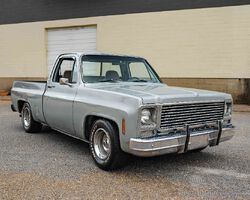 1979 Chevrolet C10 | Christmas around the world auction 2022 | Sonicbidder.com