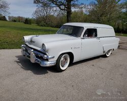 1954 Ford Courier | Christmas around the world auction 2022 | Sonicbidder.com