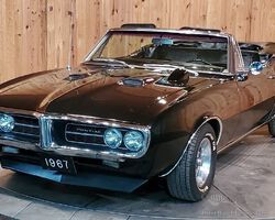 1967 Pontiac Firebird | Christmas around the world auction 2022 | Sonicbidder.com
