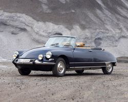 1965 Citroën DS 21 Décapotable By Chapron | RM Sotheby's | Paris