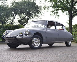 1964 Citroën DS19 Pallas Saloon | Les Grandes Marques du Monde à Paris | Bonhams