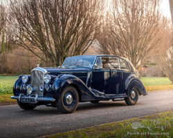 1948 Bentley Mark VI 2-Door Sports Saloon | Les Grandes Marques du Monde à Paris | Bonhams