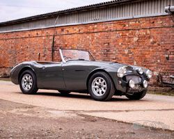 1957 Austin Healey 100/6 BN4 ‘Fast Road’ | Historics Auctioneers | The London Classic Car Show Auction | 25th February 2023
