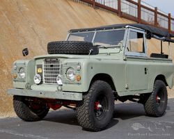 1977 Land Rover Series III 88 | The Amelia Auction | Broad Arrow Auctions | March 3-4, 2023