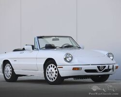 1993 Alfa Romeo Spider Veloce | Amelia Island Auctions | Gooding & Co | March 2-3, 2023