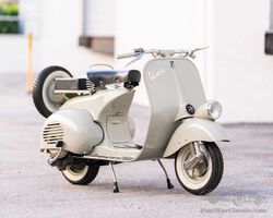 1953 Piaggio Vespa 125 | Amelia Island Auctions | Gooding & Co | March 2-3, 2023