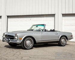 1970 Mercedes-Benz 280SL | The Amelia Island Auction | Bonhams | March 2, 2023