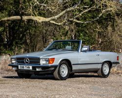 1985 Mercedes-Benz 500 SL | Ascot Racecourse Sale - 8 April 2023 | Historics Auctioneers