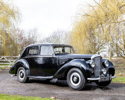 1954  Bentley R-Type Saloon | Bonhams Goodwood Members' Meeting Auction | 16 April 2023