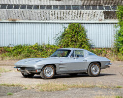 1963 Chevrolet Corvette Sting Ray 'Split Window' Coupé | Bonhams Goodwood Members' Meeting Auction | 16 April 2023