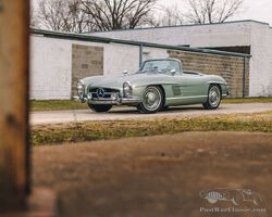 1960 Mercedes-Benz 300 SL Roadster | RM Sotheby's | Monterey