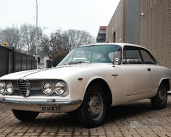 Alfa Romeo 2000 sprint 1961