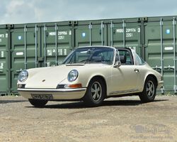 1969 Porsche 911E Targa Sportomatic (2.2 litre) | Ascot Racecourse Sale | 27 May 2023