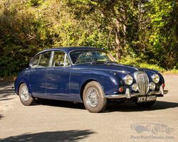 1969 Daimler V8 250 | Ascot Racecourse Sale | 27 May 2023