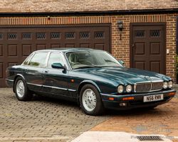 1995 Jaguar Sovereign (3.2 litre)  | Ascot Racecourse Sale | 27 May 2023