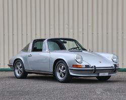 1969 Porsche 911 E Targa | RM Sotheby's | St. Moritz