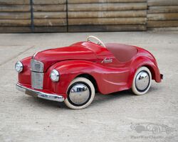 1962 Austin J40 Pedal Car | Windsor View Lakes Sale - July 2023 | Historics Auctioneers