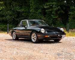 1991 Alfa Romeo Spider S4 | Windsor View Lakes Sale - July 2023 | Historics Auctioneers